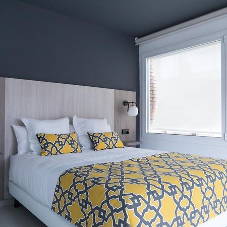 Apartamentos Las Torres Madrid Luaran gambar