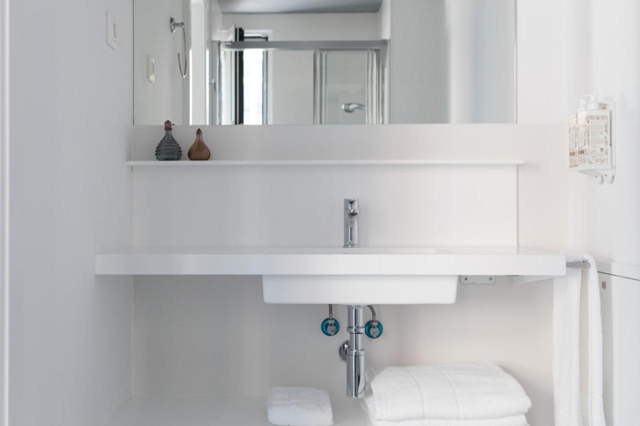 Apartamentos Las Torres Madrid Luaran gambar