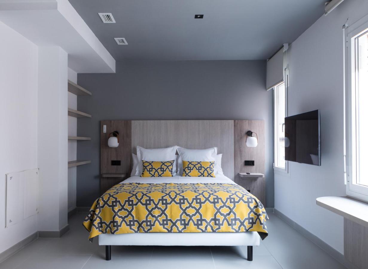 Apartamentos Las Torres Madrid Luaran gambar