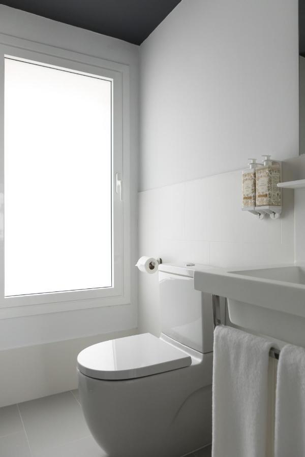 Apartamentos Las Torres Madrid Luaran gambar