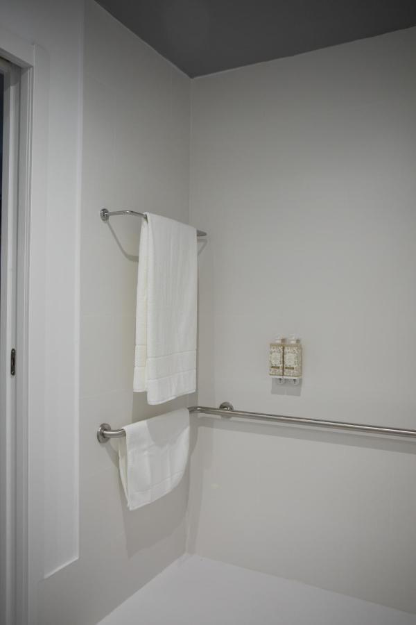 Apartamentos Las Torres Madrid Luaran gambar