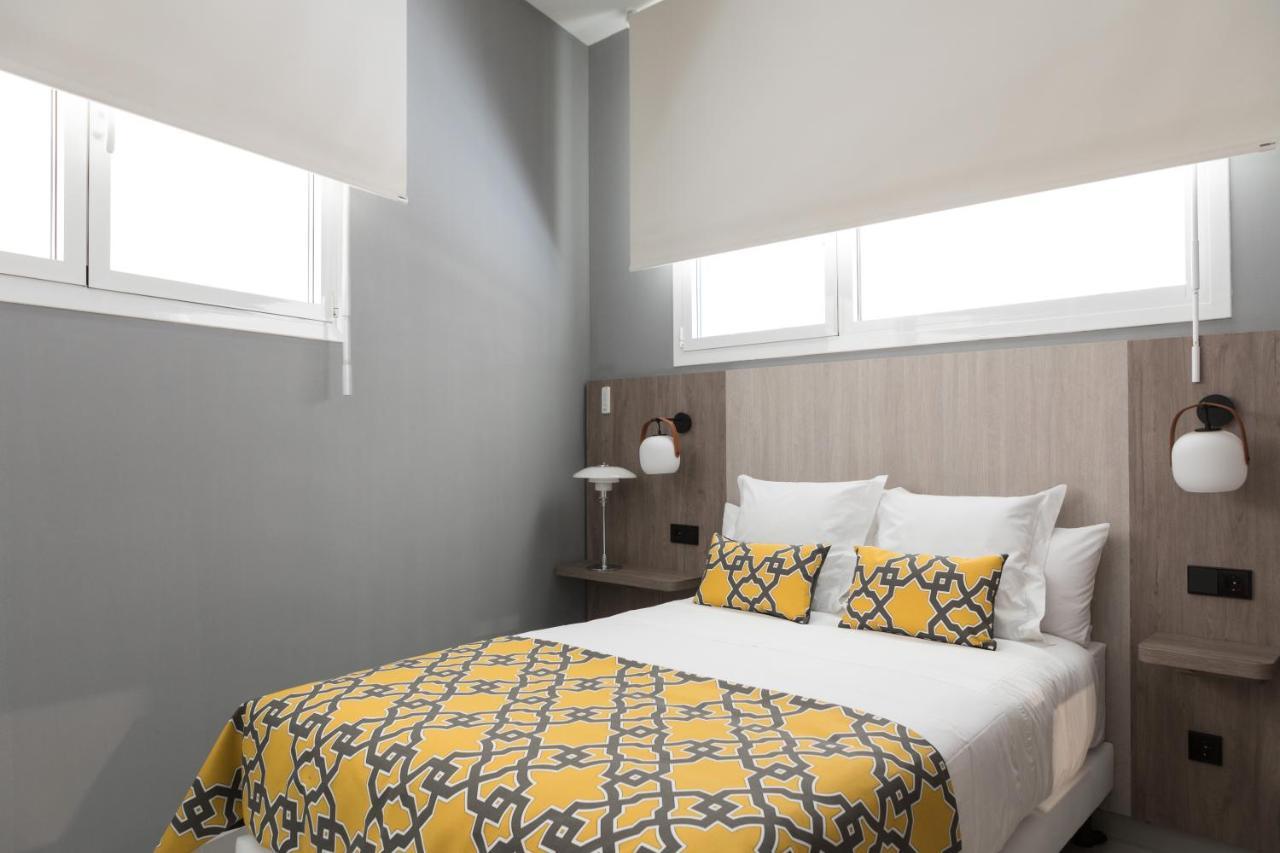 Apartamentos Las Torres Madrid Luaran gambar